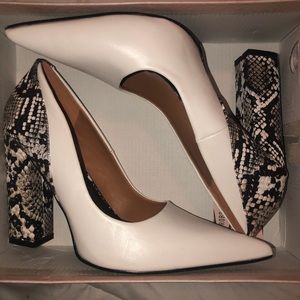 White/Snakeskin heels